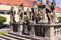 Světci na balustrádě