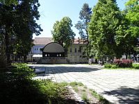 Okolí hudebního pavilonu