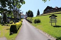 Pohled na kostel od severu