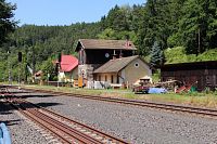 Záběr z nádraží