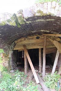 Další vstup do vápenky