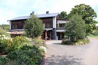 Pohled z louky u pece