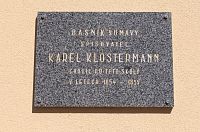 Pamětní deska na budově