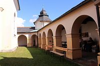 Jižní strana ambitu