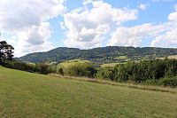 Pohled na Svatobor z parkoviště