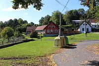 Náves, jižní strana