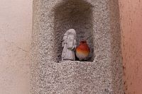 Výklenek na sloupu u statku