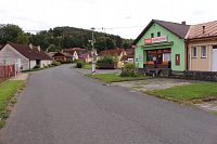 Záběr s novější části obce