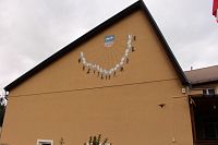 Sluneční hodiny na hosrinci