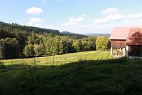 Pohled od zámečku k SZ