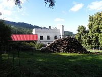 Východní strana zámku