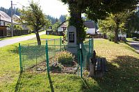 Celkový pohled na pomník