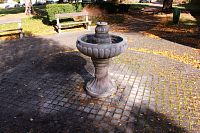 Park a hrobka kapucínu v Sušici.