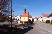 Pohled na  kapli od jihu