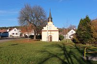 Návesní kaple sv. Vojtěcha v Mečichově.