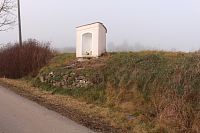 Výklenková kaple u Čimic.