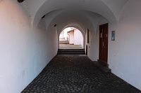 Průchod z Havlíčkovi ulice