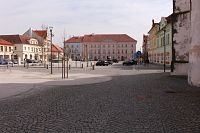 Východní strana náměstí