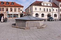 Kašna na náměstí