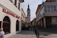 Pohled z náměstí na Bílou věž