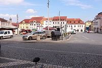 Východní strana náměstí