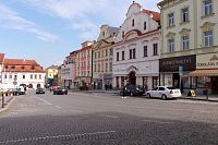 Východní strana náměstí