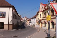 Pohled z náměstí do Klatovské ulice