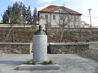 Plánice, pomník Františka Křižíka