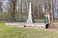 Plánice, pomník padlým na Hůrce