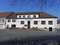Restaurant Pavlíček na náměstí