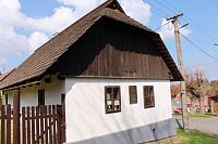 Východní strana domku