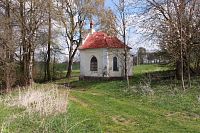 Pohled na kapli od západu