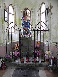 Vnitřek kaple