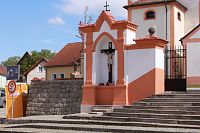 Kaple u schodiště do kostela
