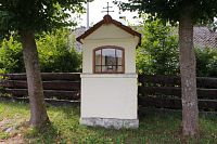 Pích, výklenková kaple