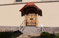 Vstup do kostela