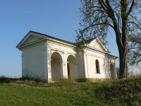 Zámrsk, hrobka