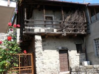 Monte San Giulio, starý dům