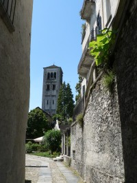 Isola San Giulio, věž basiliky