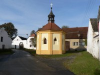 Dobršín, kaple - zadní část