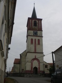Volenice, věž kostela sv. Petra a Pavla