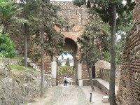 Alcazaba, cestou v pevnosti