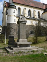 Bavorská Železná Ruda, pomník padlým