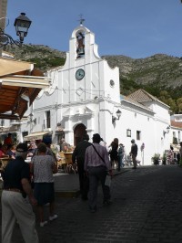 Mijas, kostelík ve staré části