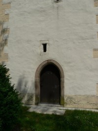 Kostel Všech svatých, boční vchod