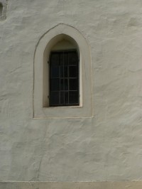 Kostel Všech svatých, okno kostela
