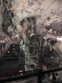 Gibraltar, jeskyně sv. Michala