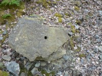 Frymburk, navrtaný kámen u bývalého dolu