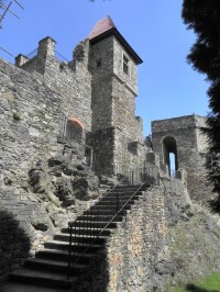 Klenová, hradní schodiště