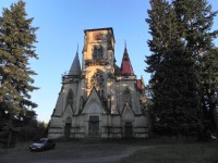 Varnsdorf, průčelí kostela sv. Karla Boromejského